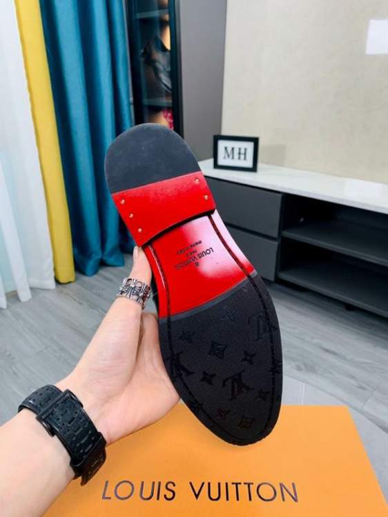 Picture of Louis Vuitton Shoes _SKULVsz38-44mnf023314127